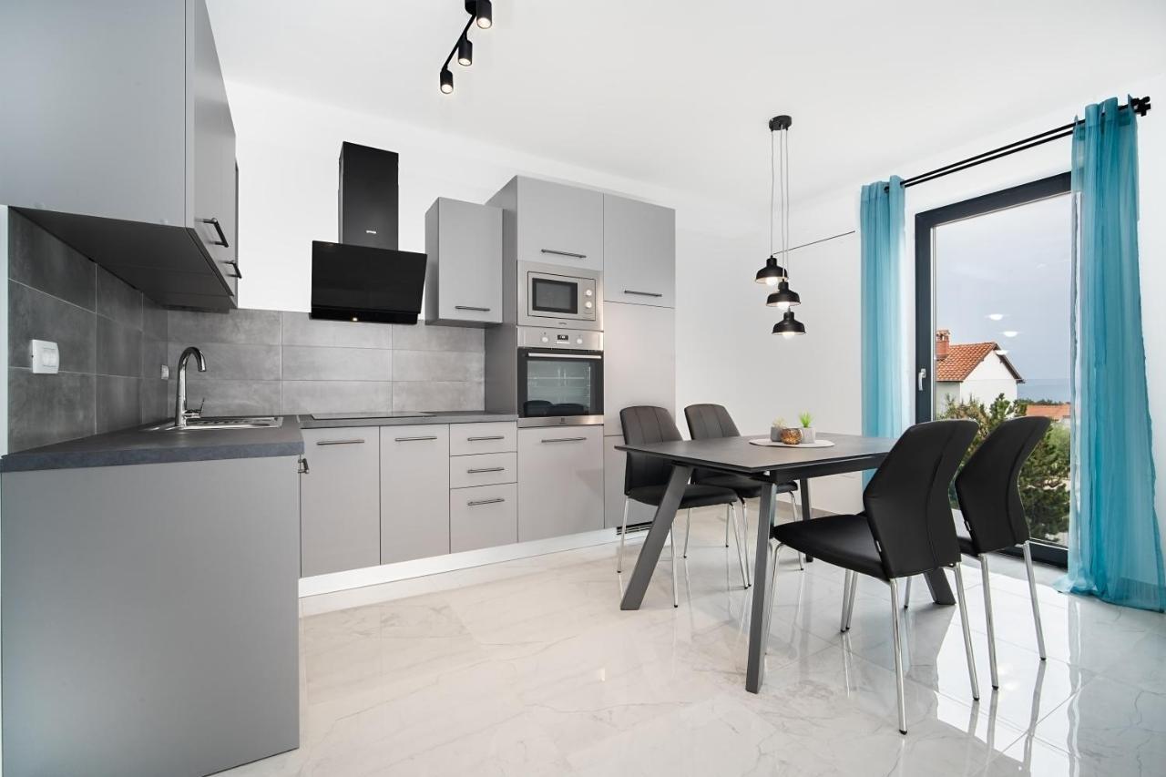 Villa Apartments Lela 拉巴克 外观 照片