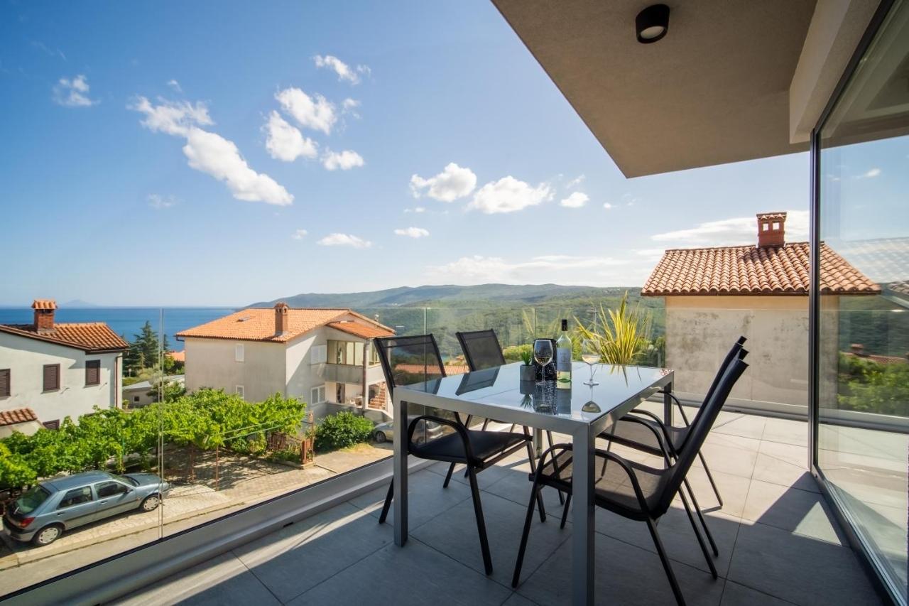 Villa Apartments Lela 拉巴克 外观 照片
