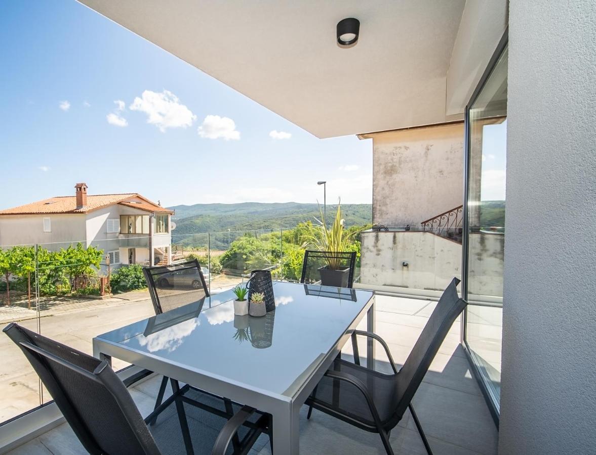 Villa Apartments Lela 拉巴克 外观 照片